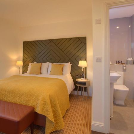 Denbies Vineyard Hotel دوركينغ الغرفة الصورة