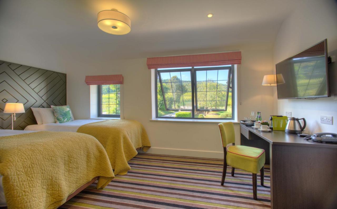 Denbies Vineyard Hotel دوركينغ المظهر الخارجي الصورة