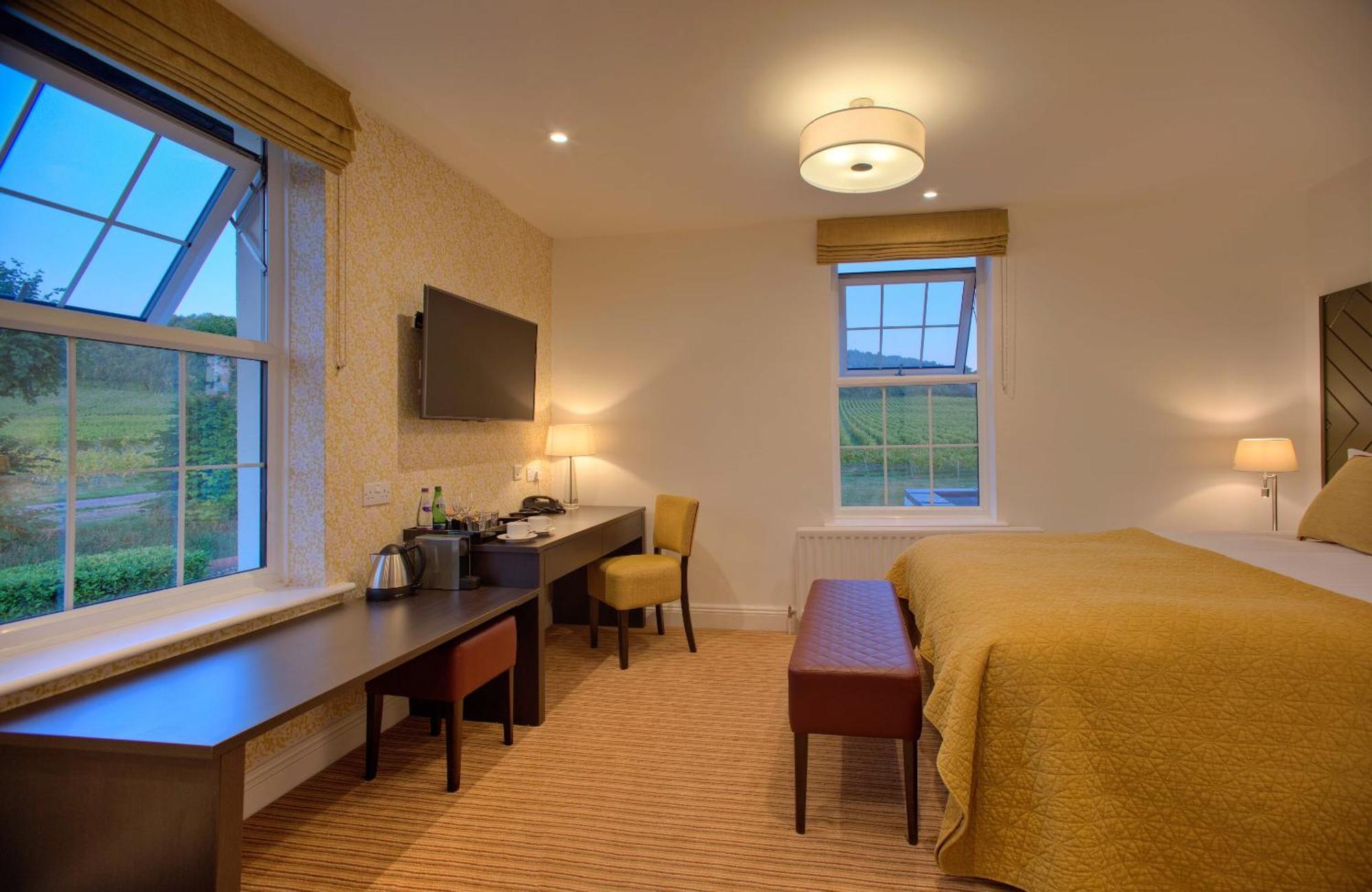 Denbies Vineyard Hotel دوركينغ الغرفة الصورة
