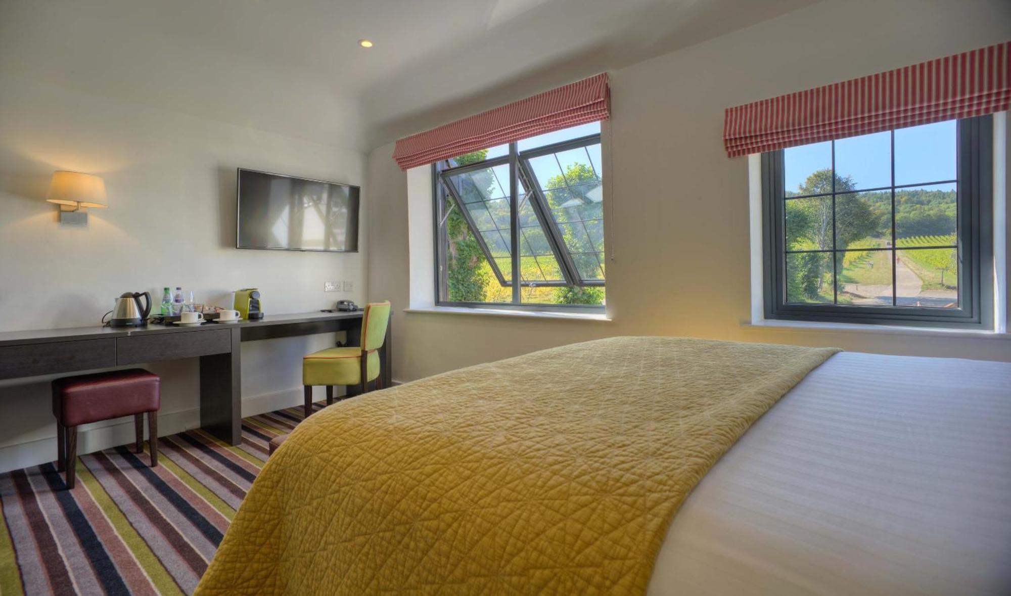 Denbies Vineyard Hotel دوركينغ الغرفة الصورة