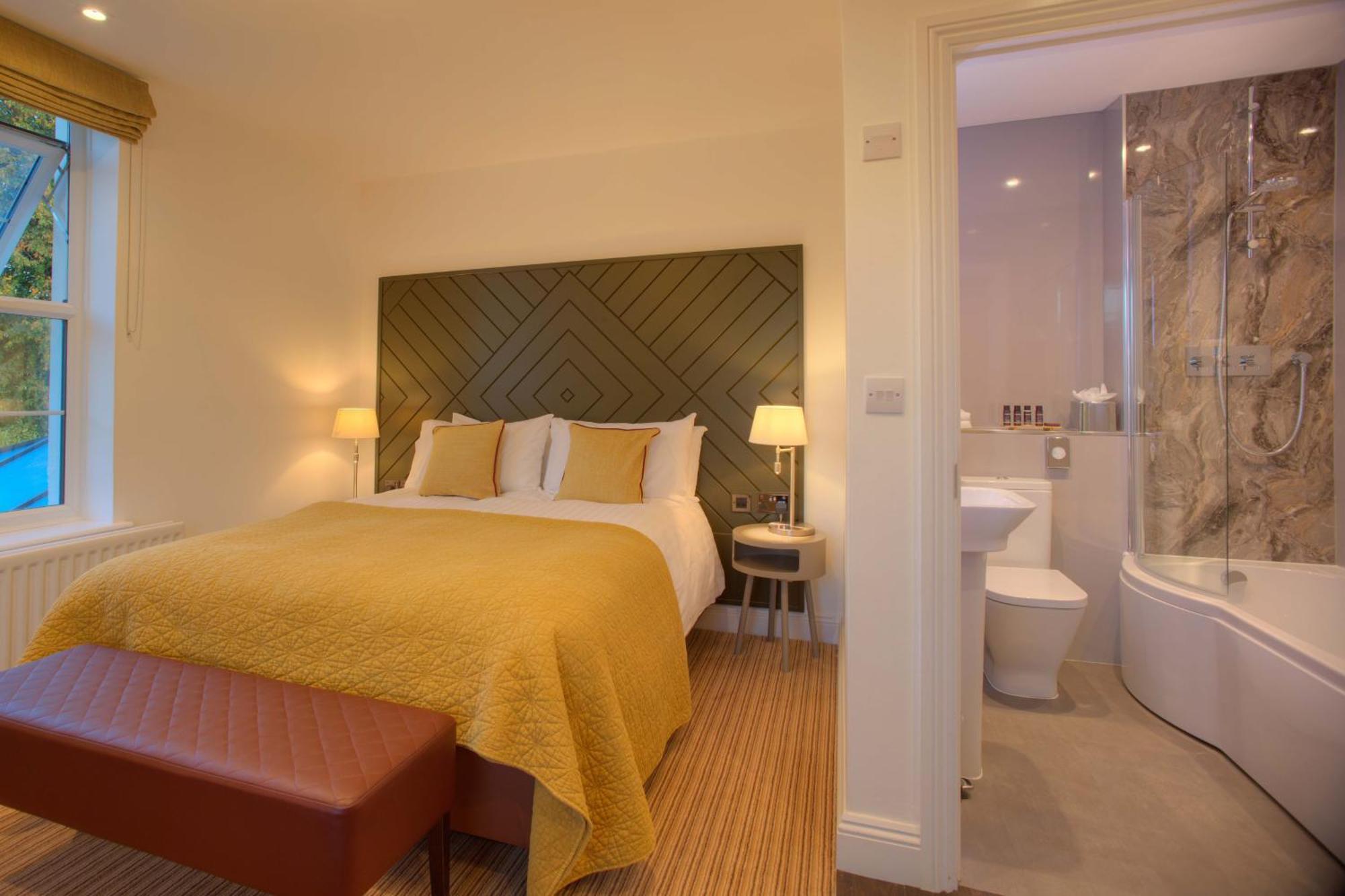 Denbies Vineyard Hotel دوركينغ الغرفة الصورة